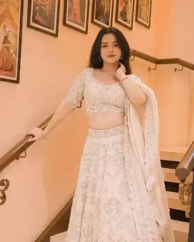 Escort Bandra